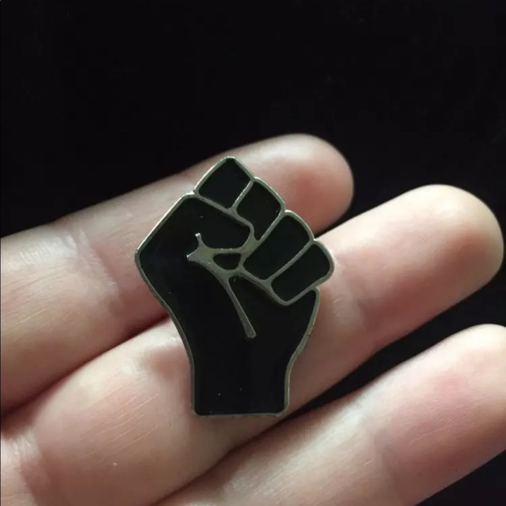 BLM - Black Lives Matter Handmade Enamel Pin - Picture 15 of 16